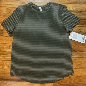 Lululemon love crew tee size 8 NWT